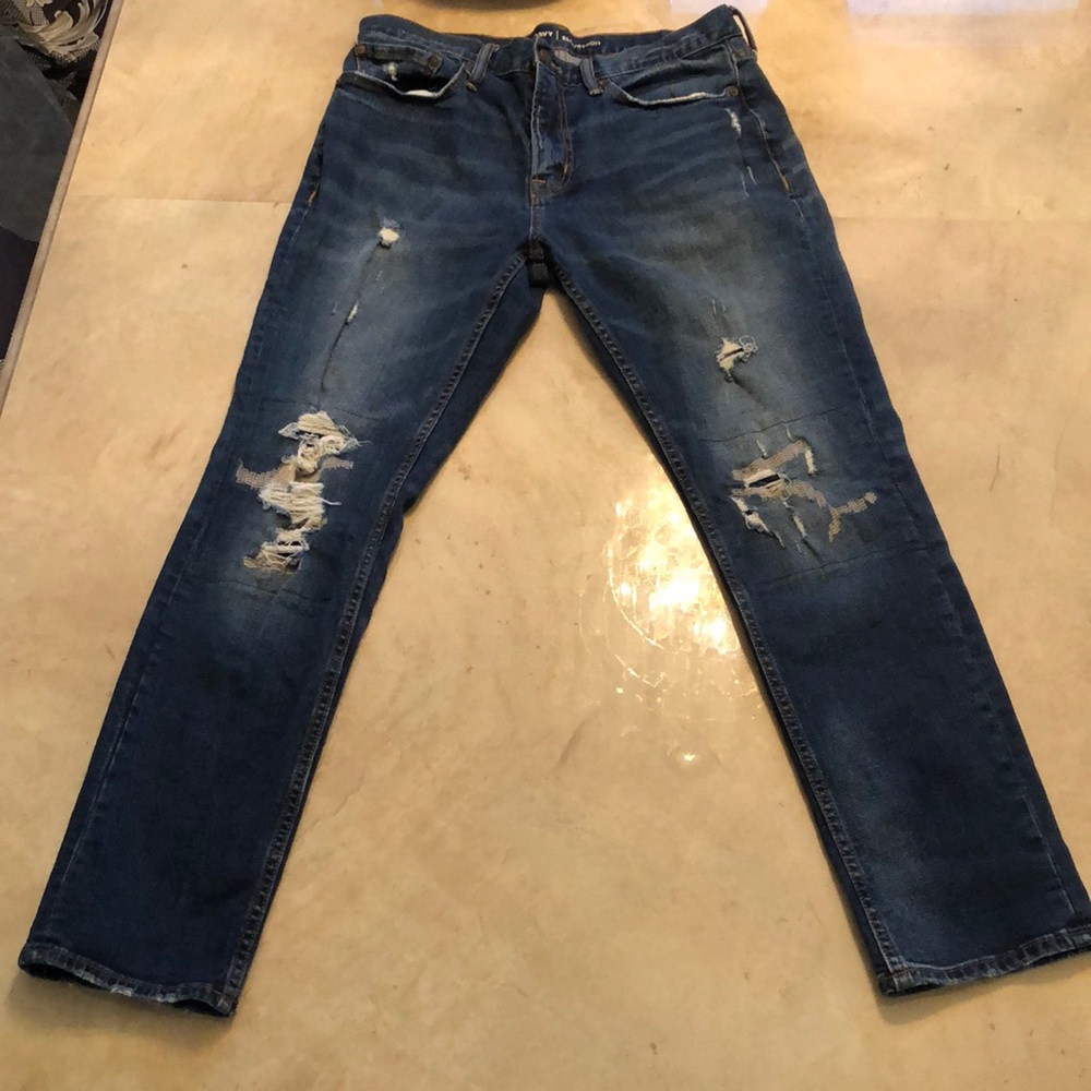 Old Navy slim distressed jeans size 10.